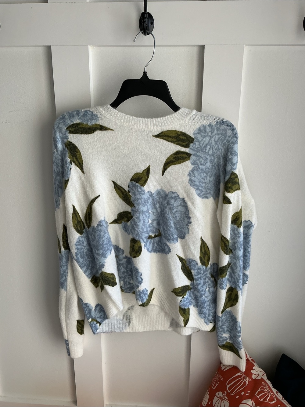CeCe White Crewneck Sweater with Light Blue Floral Print